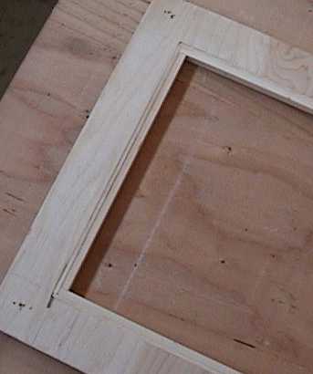 Photo of the end of the router template.
