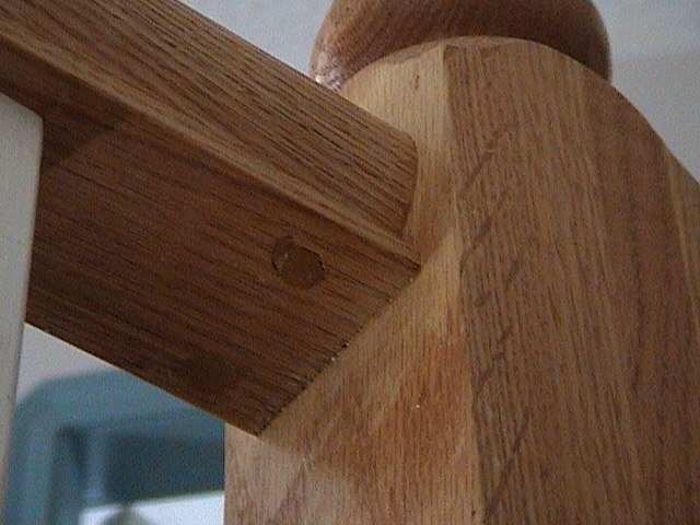 Photo of the top of a newel.
